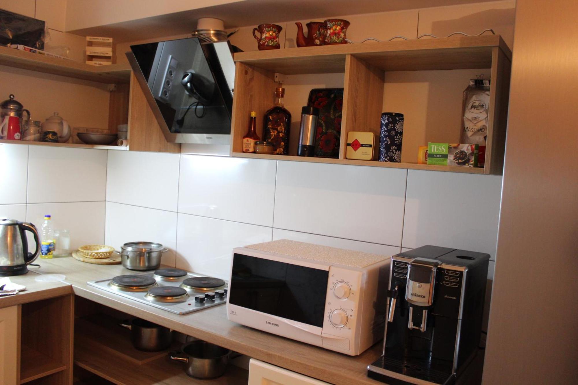 Barin House Hotel ซูมี ภายนอก รูปภาพ