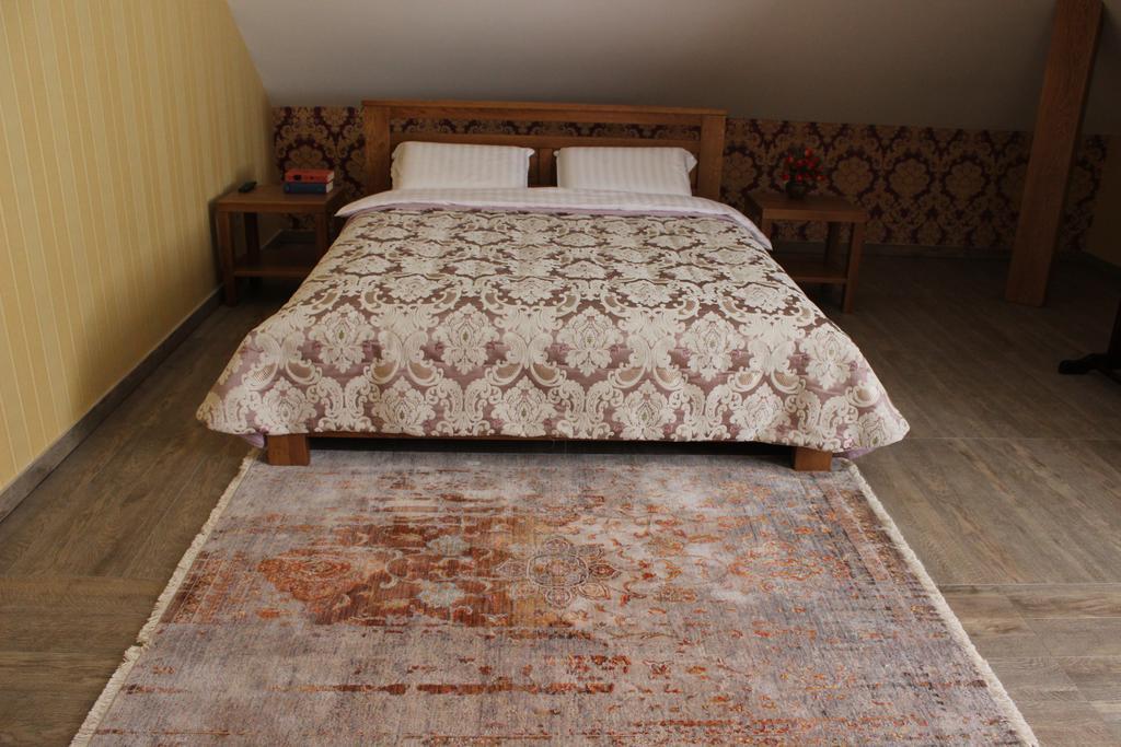 Barin House Hotel ซูมี ภายนอก รูปภาพ